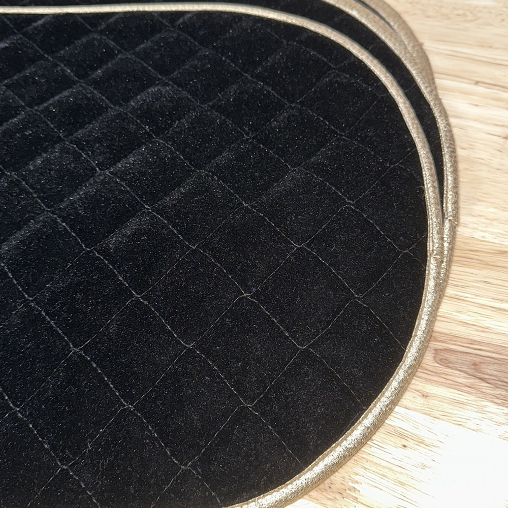 Holiday Velvet Quilted Oval Black Placemats-6 - Picture 3 of 8